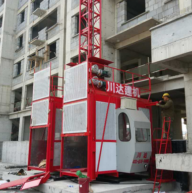 河南川達(dá)施工升降機(jī)租賃時(shí)要做好哪些檢查？